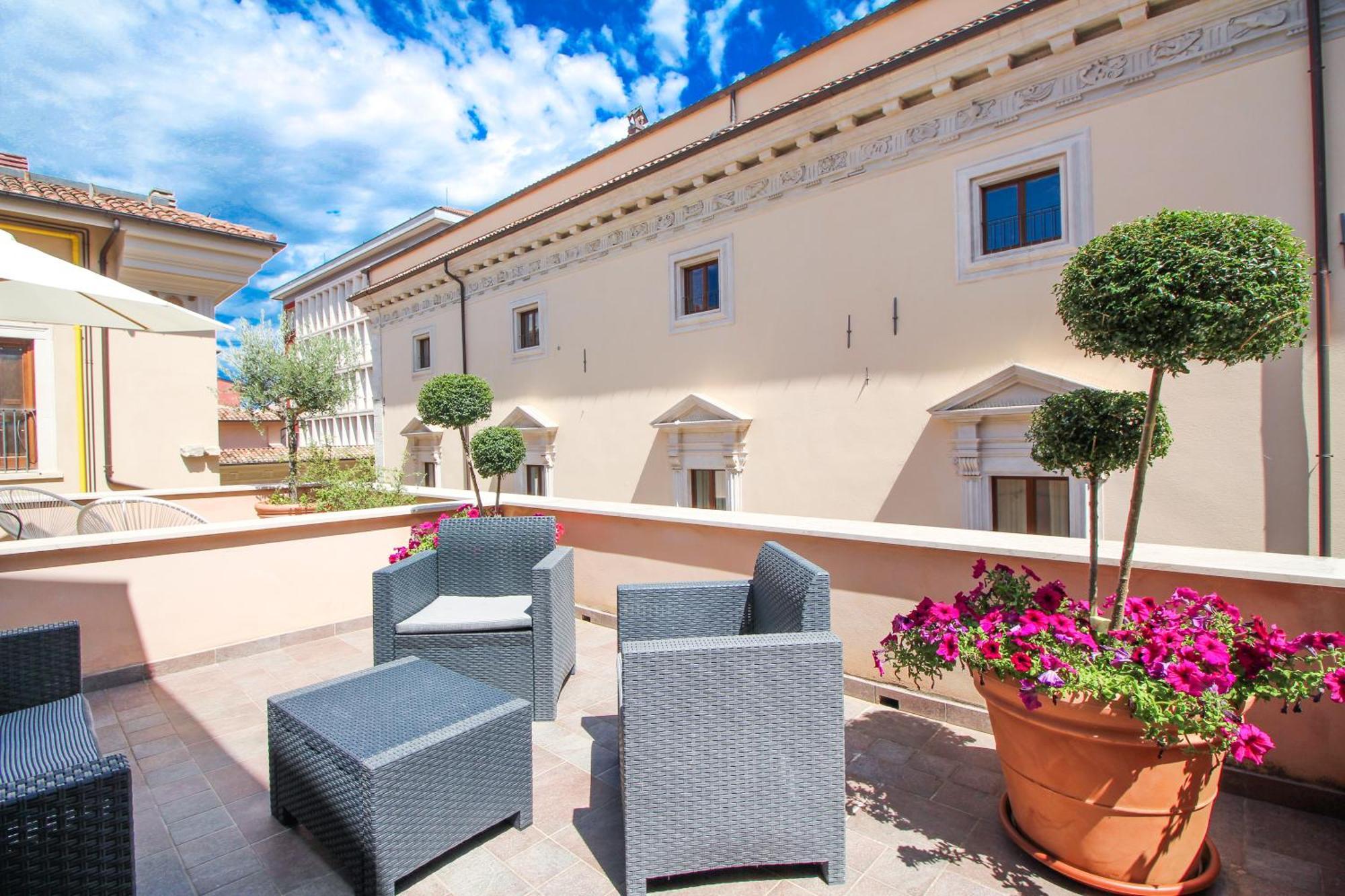 Al Maso In Centro B&B L'Aquila Eksteriør billede